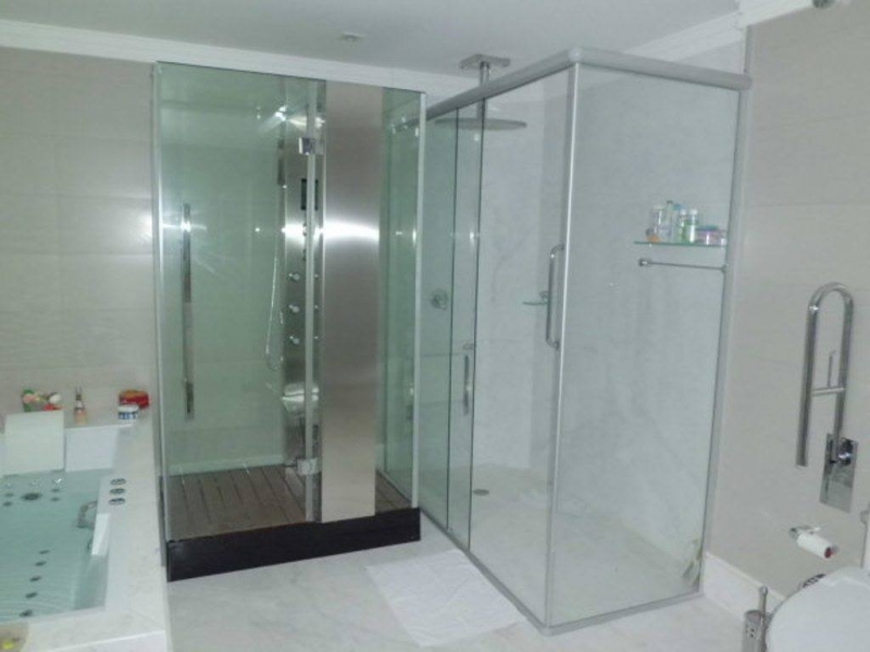 Divisória de Vidro para Banheiro Preço Parque São Jorge - Divisória de Vidro com Persiana Embutida