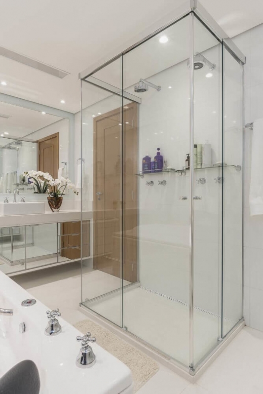 Divisória de Vidro para Banheiro Perus - Divisória de Vidro com Persiana Embutida