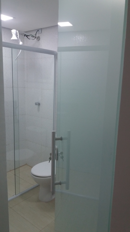 Divisórias de Vidro para Banheiro Brasilândia - Divisória de Vidro com Persiana Embutida